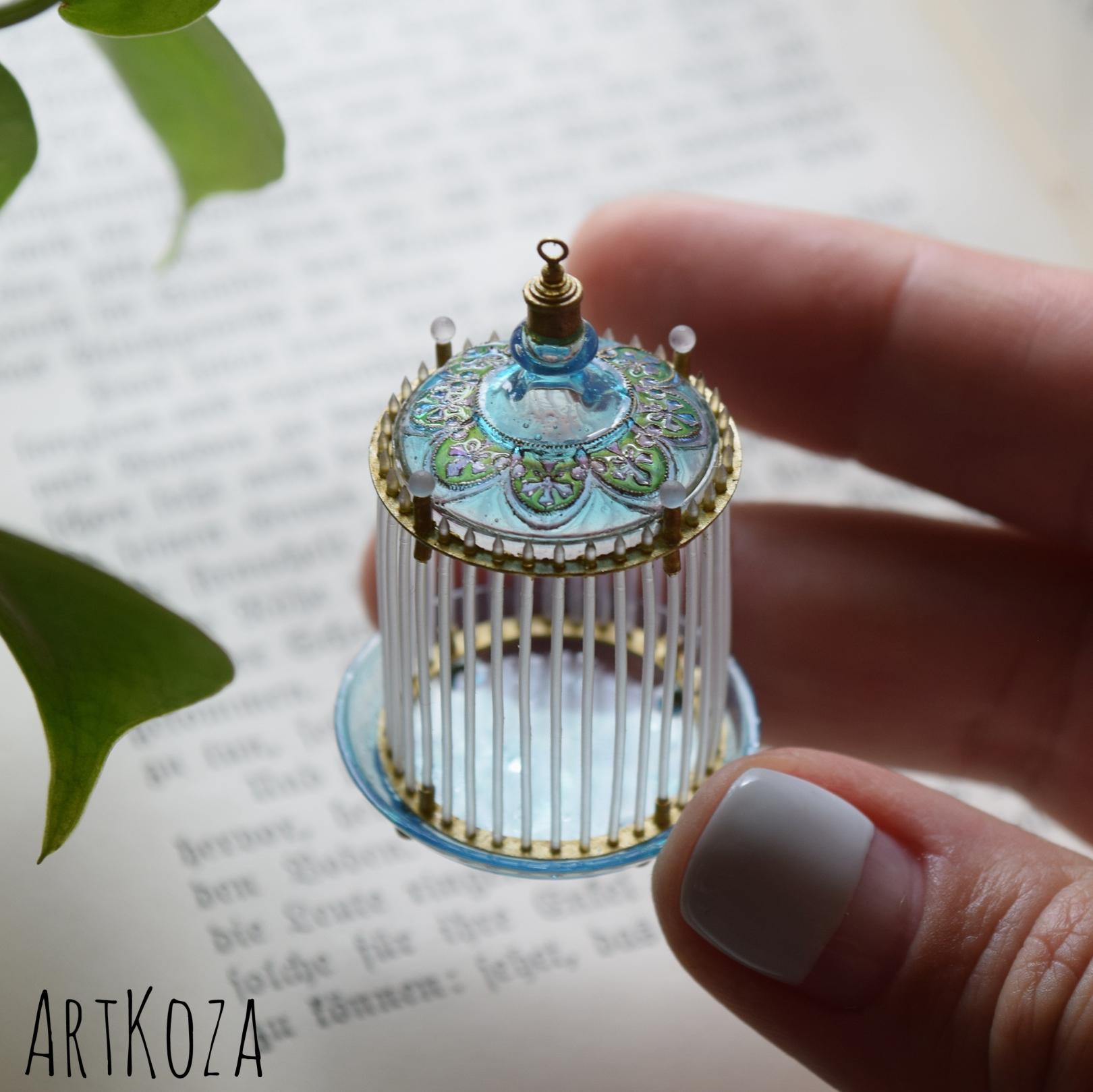 3D Glass Itatian birdcage with pattern Blue