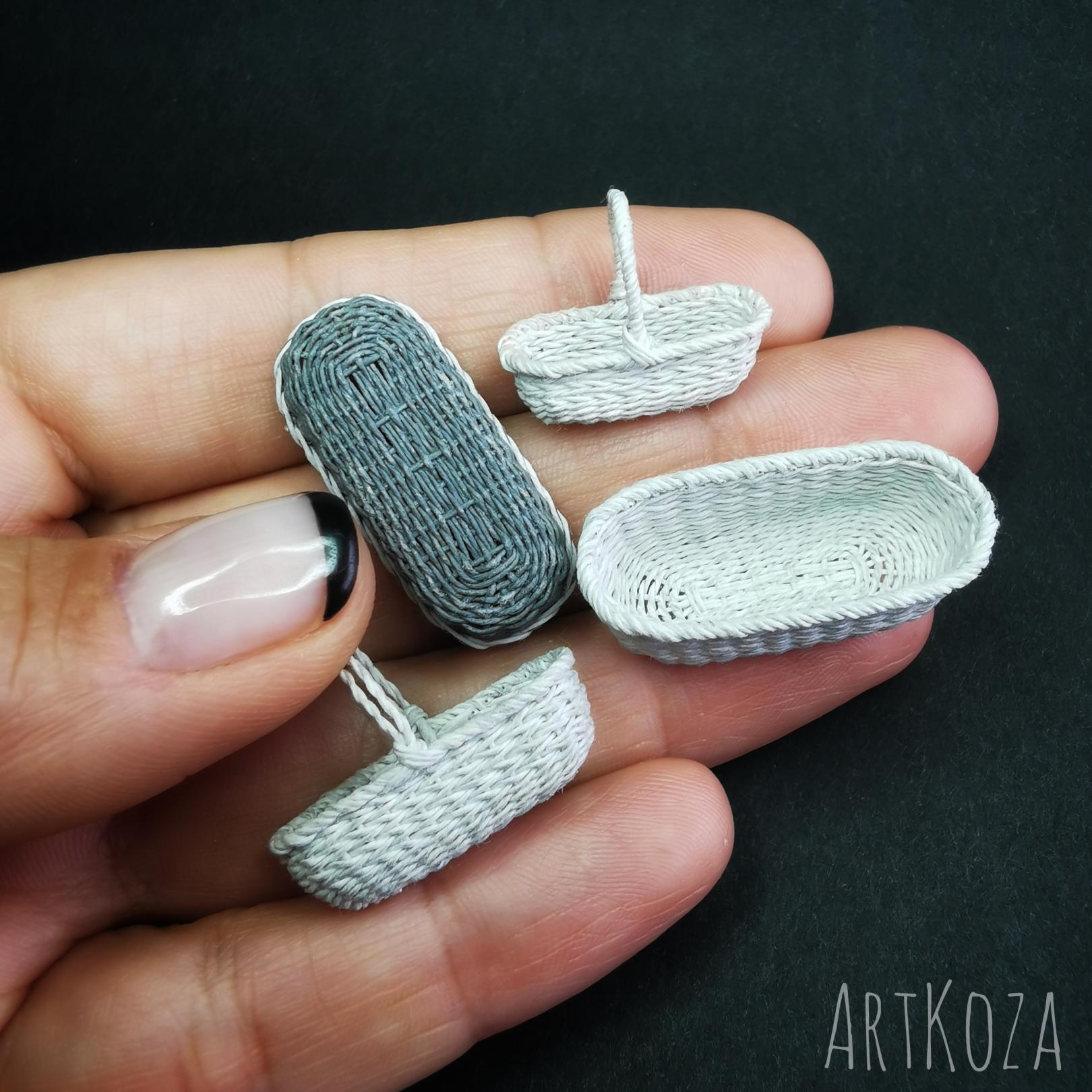 Miniature wicker basket Miniature wicker basket
